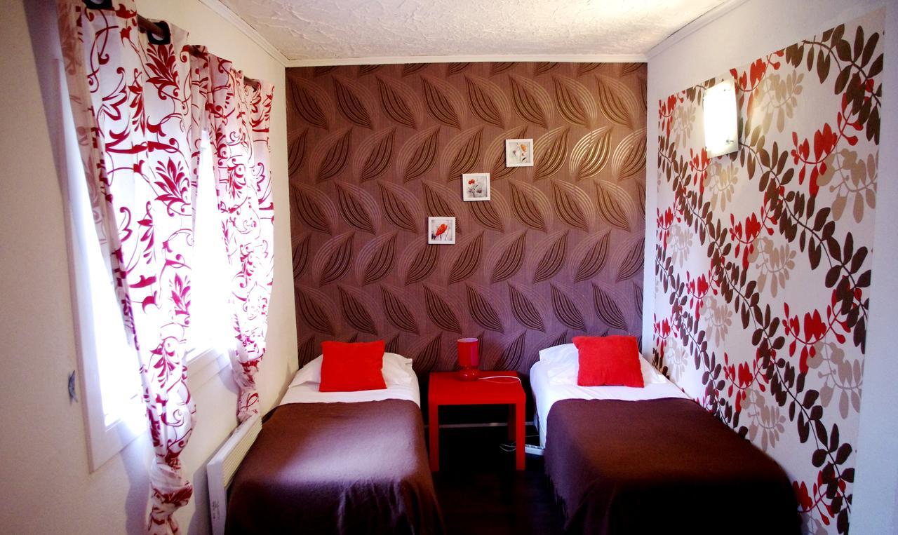 Lou Cigaloun Hotell Saint-Antonin-du-Var Exteriör bild