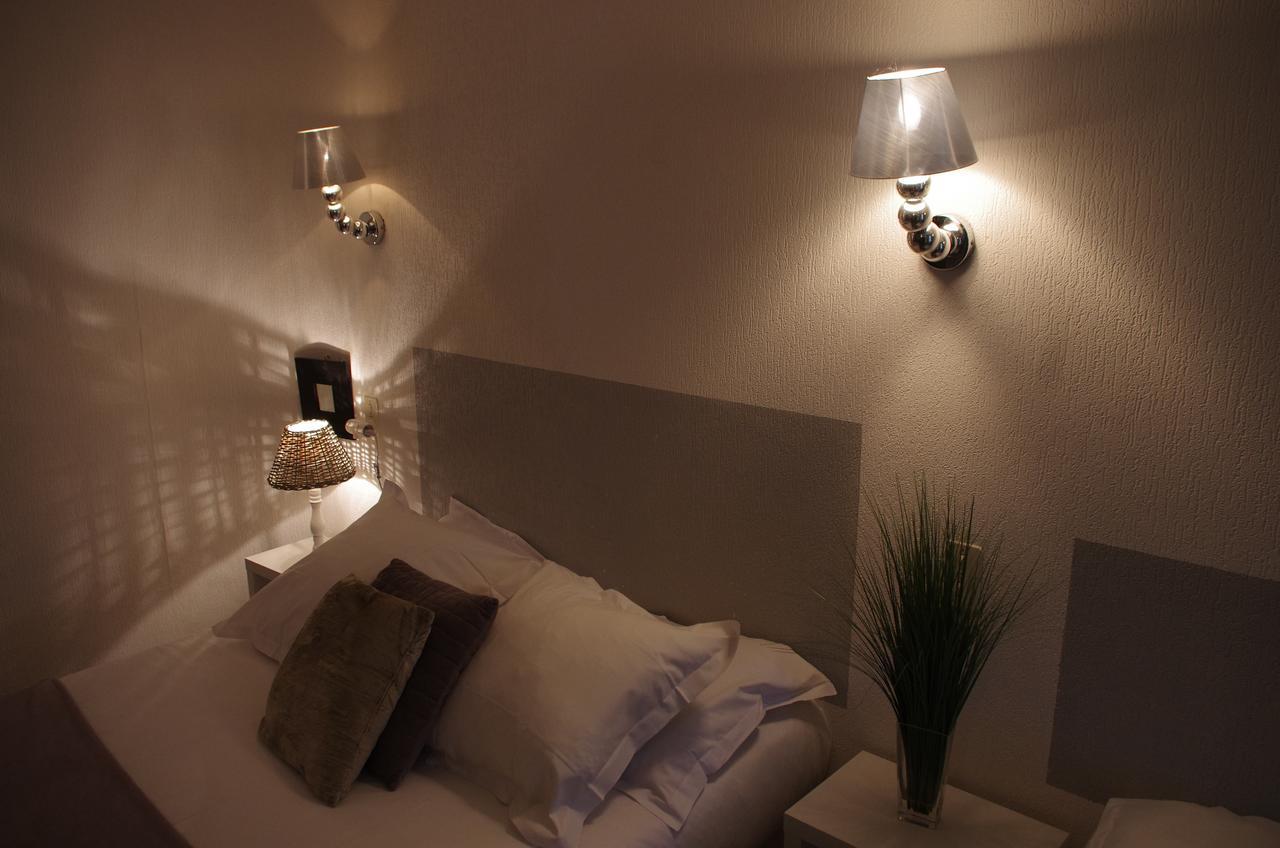 Lou Cigaloun Hotell Saint-Antonin-du-Var Exteriör bild