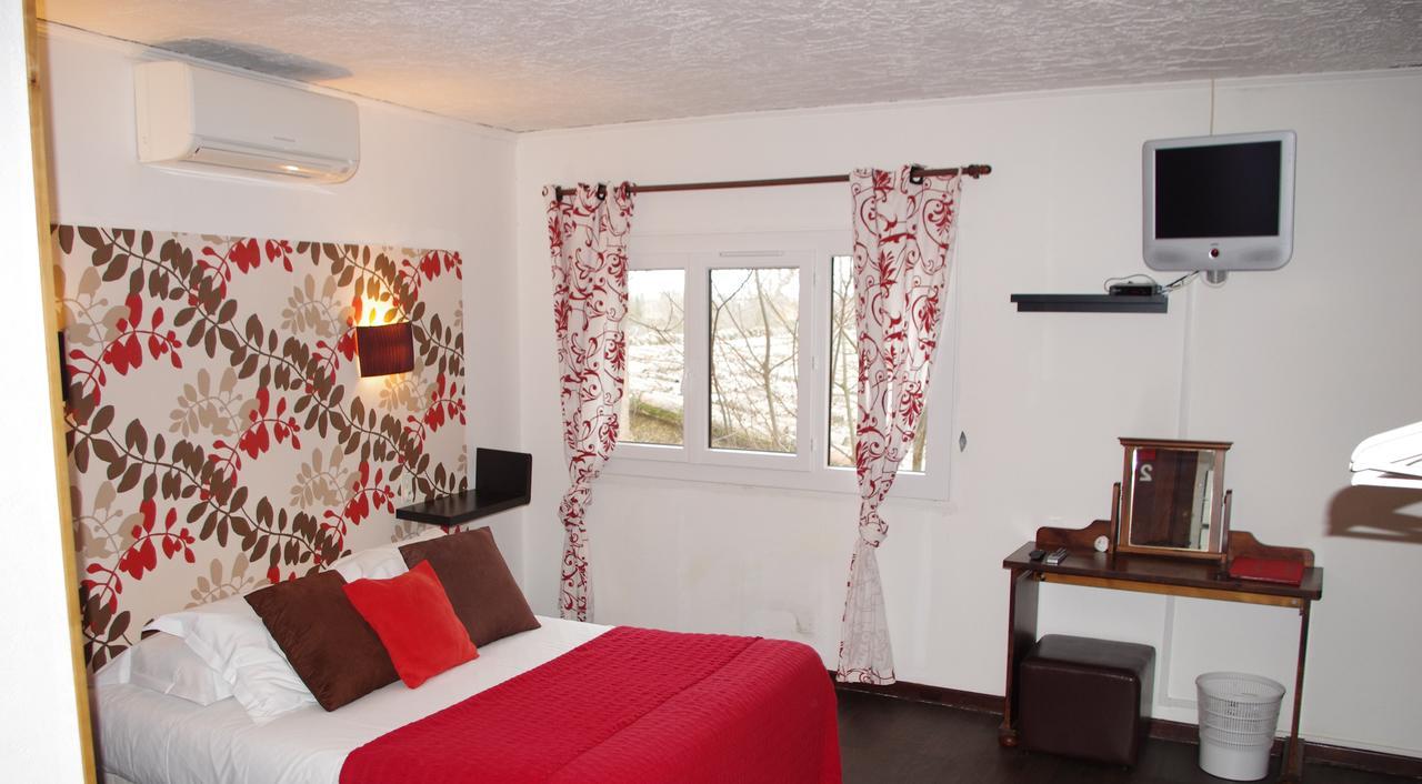 Lou Cigaloun Hotell Saint-Antonin-du-Var Exteriör bild