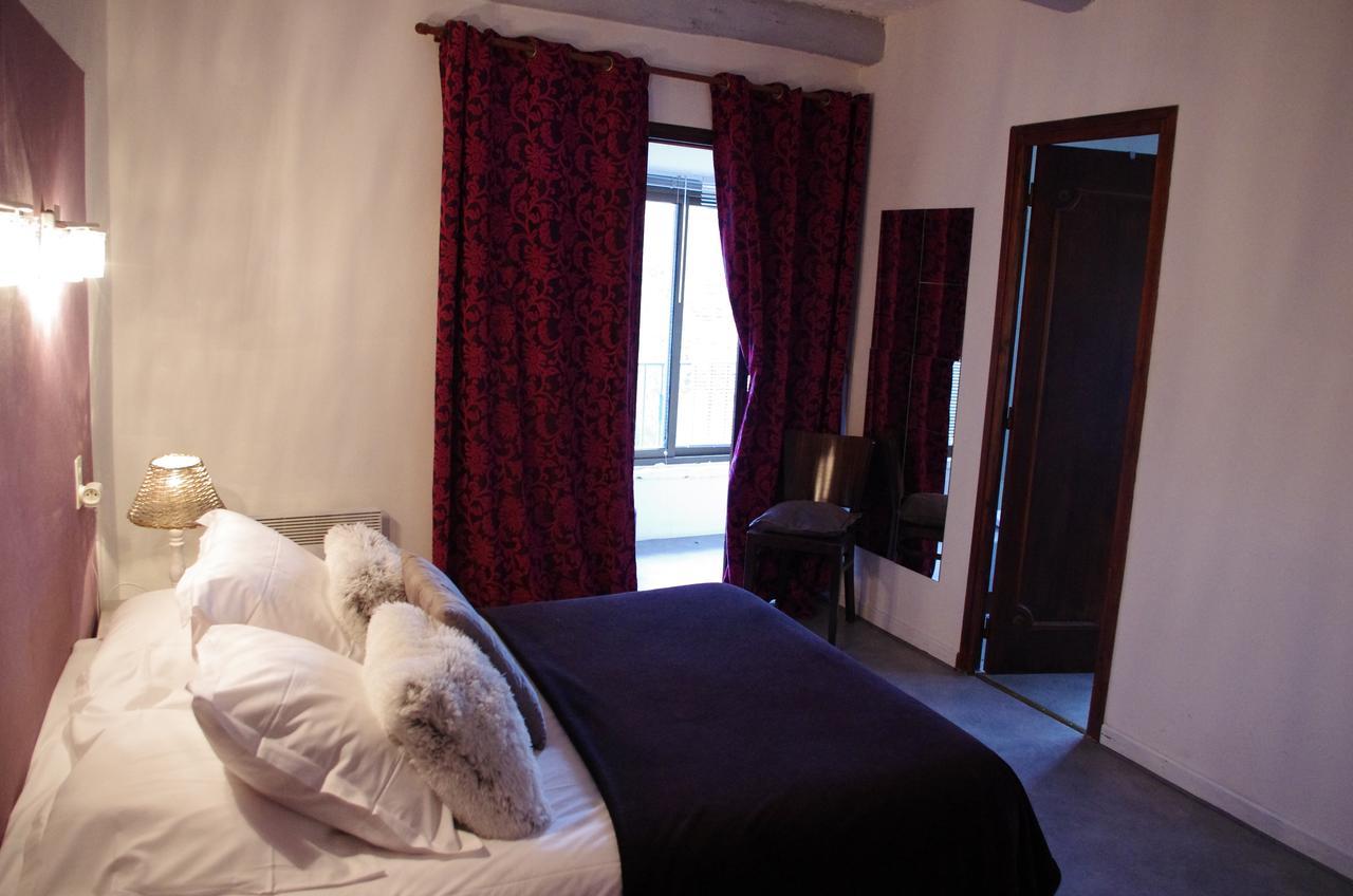 Lou Cigaloun Hotell Saint-Antonin-du-Var Exteriör bild